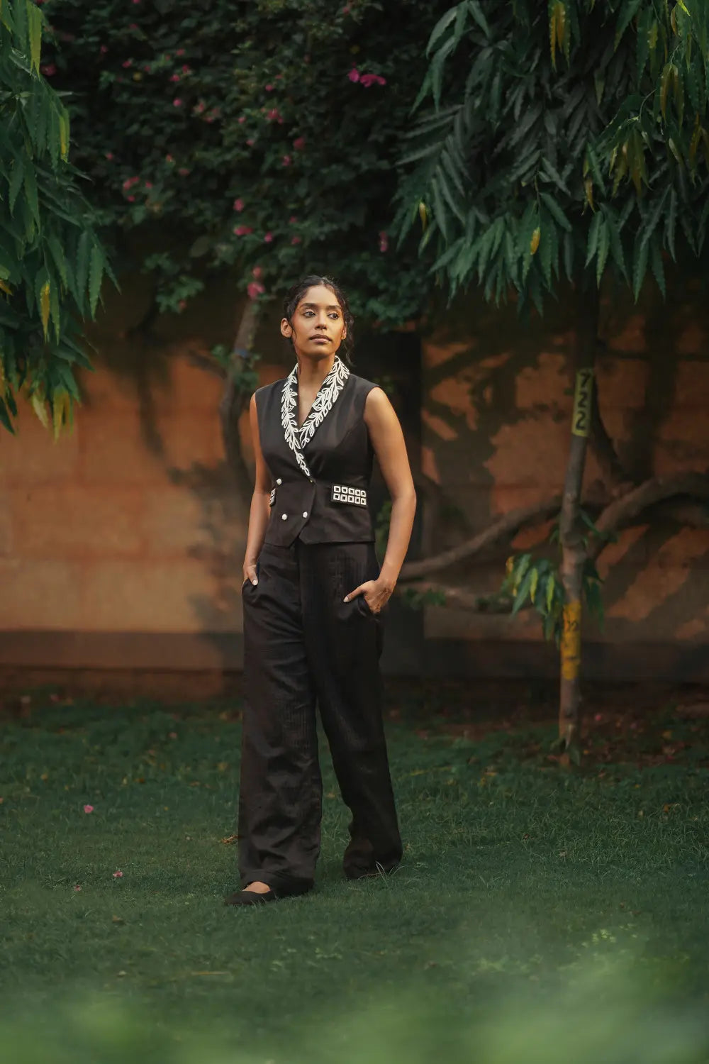 ATBW - TOSOTW Vine Collar Vest