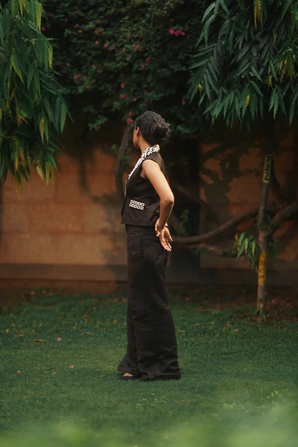 ATBW - TOSOTW Vine Collar Vest