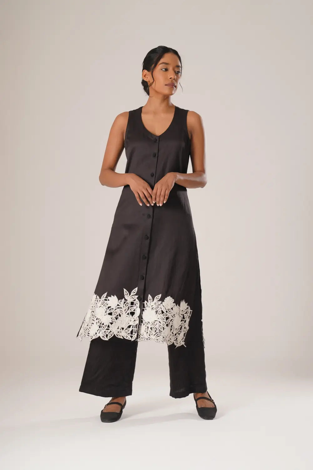 ATBW - TOSOTW Noir Flora Kurta + Noir Trousers + Lattice Light Overlay