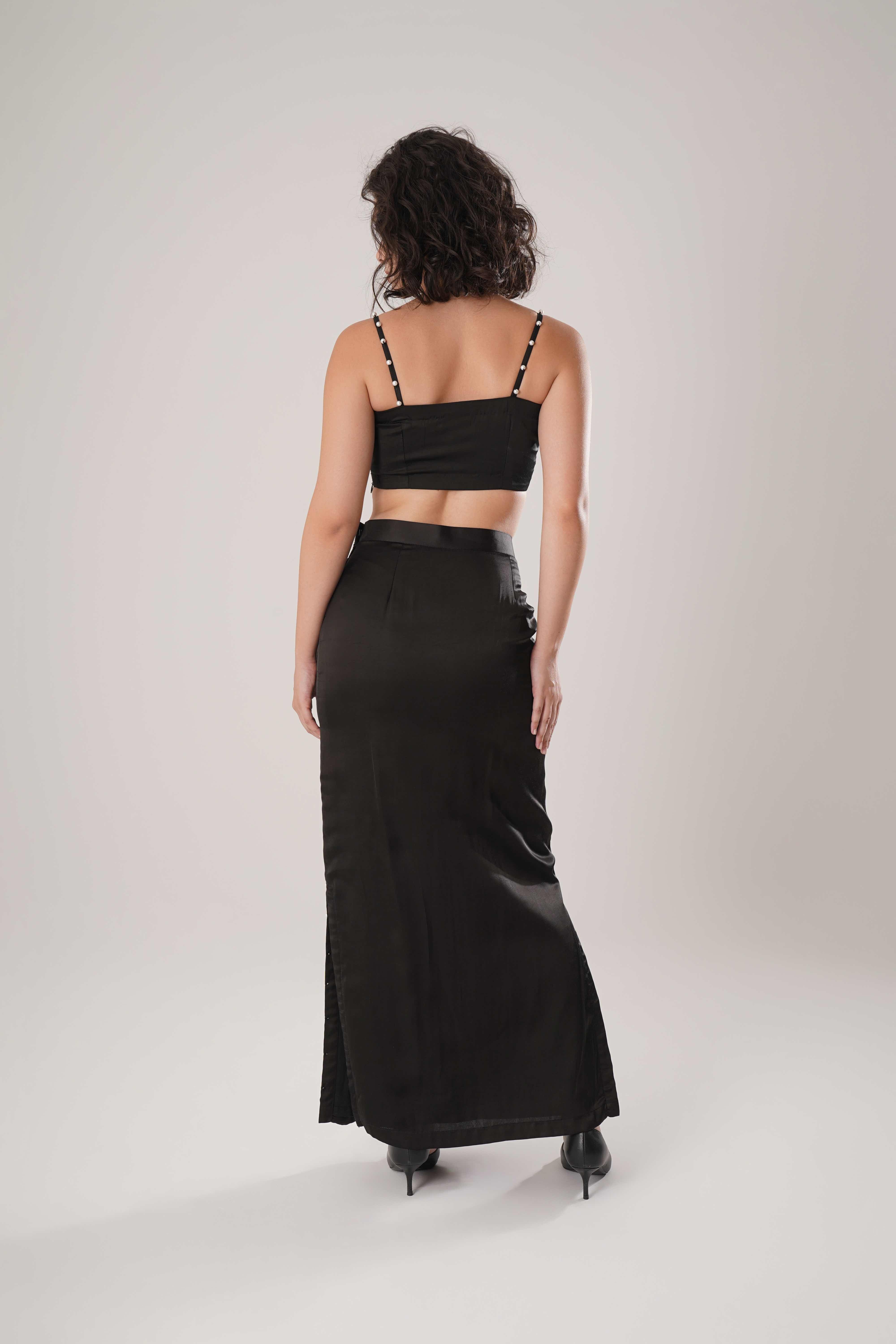 Prettylittlething Ksa Black Floaty Maxi Dress Black Skirt Flowy