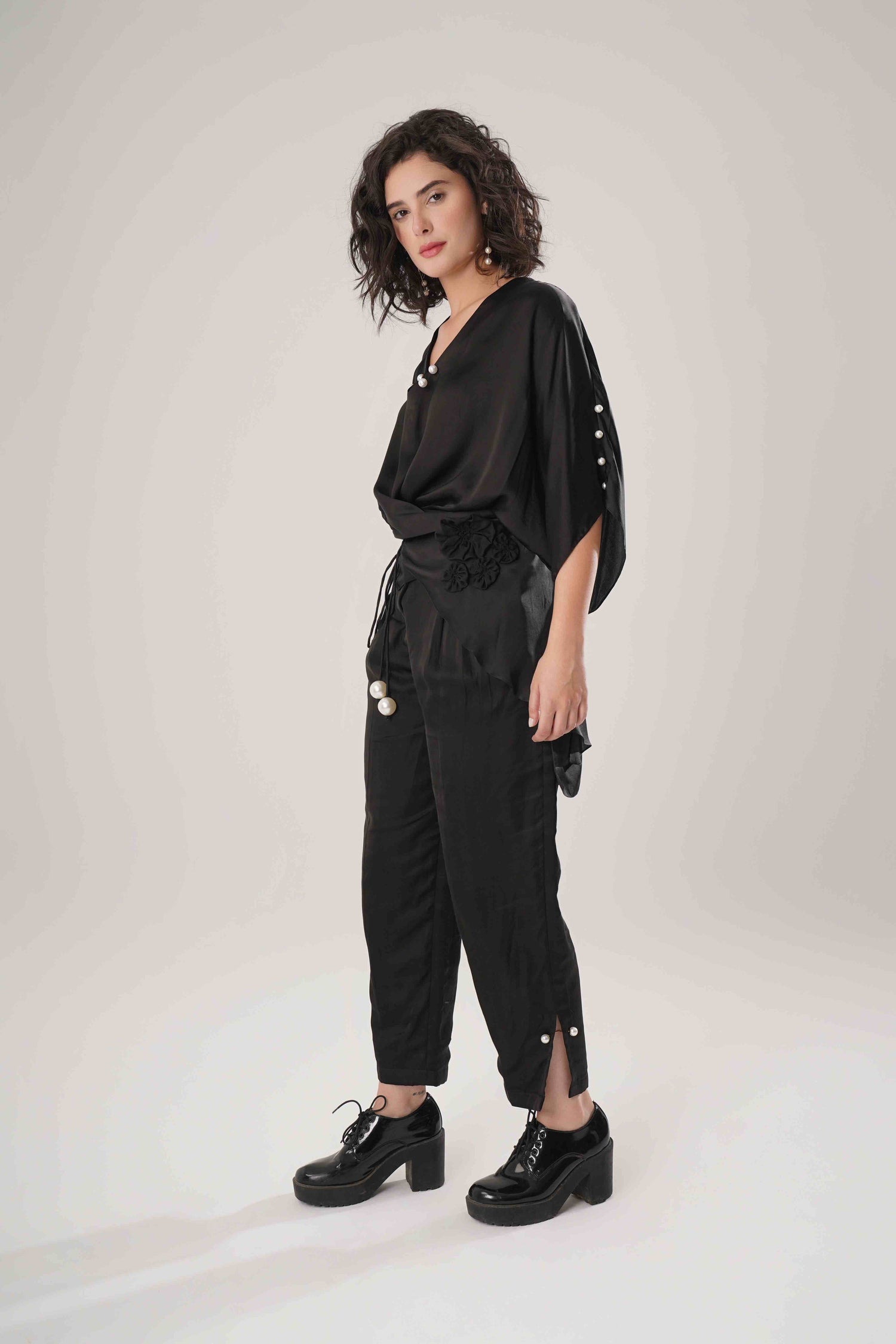 ATBW - FLOW Black Kaftan Tie Up Set