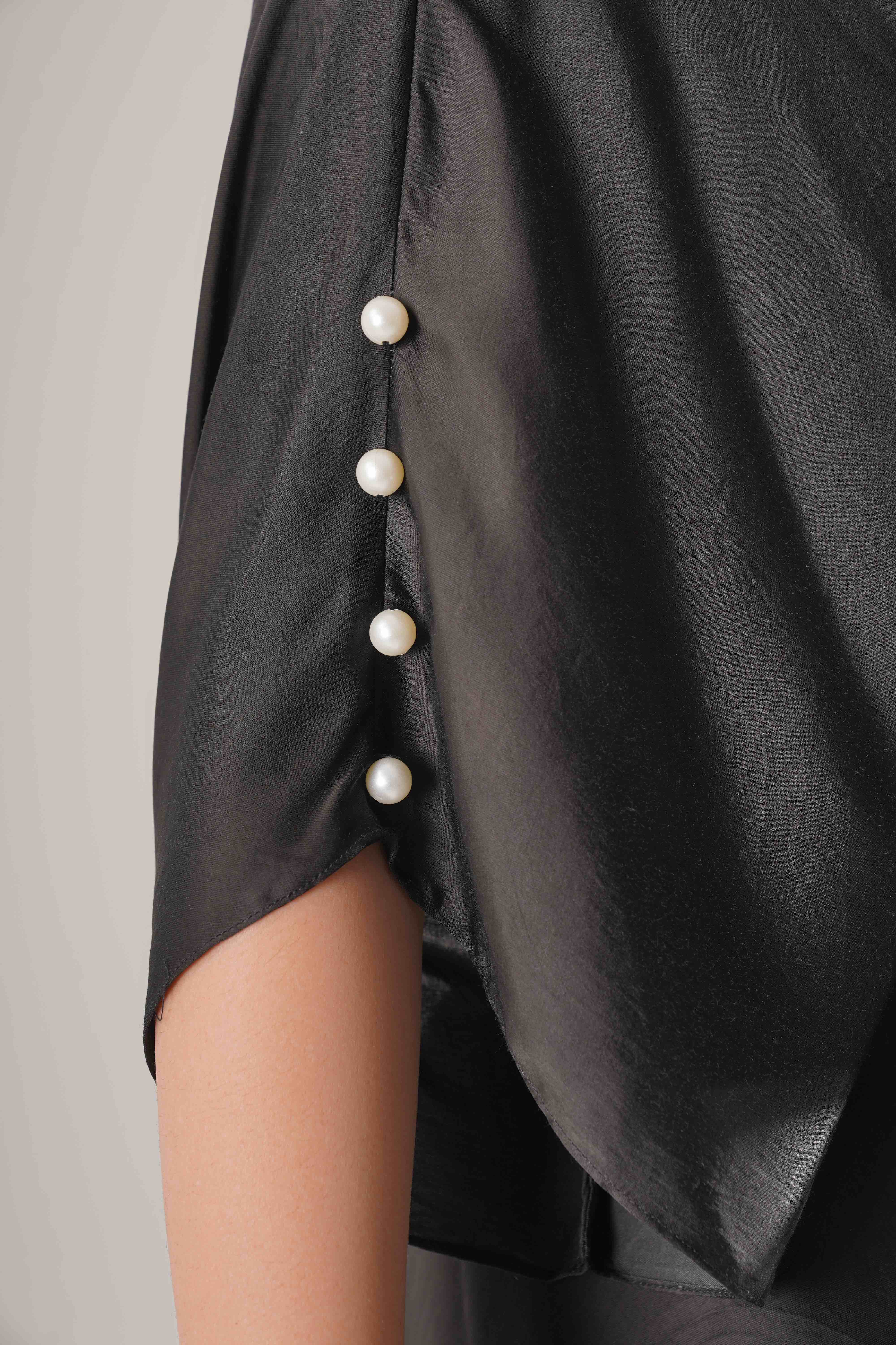 ATBW - FLOW Black Kaftan Tie Up Set