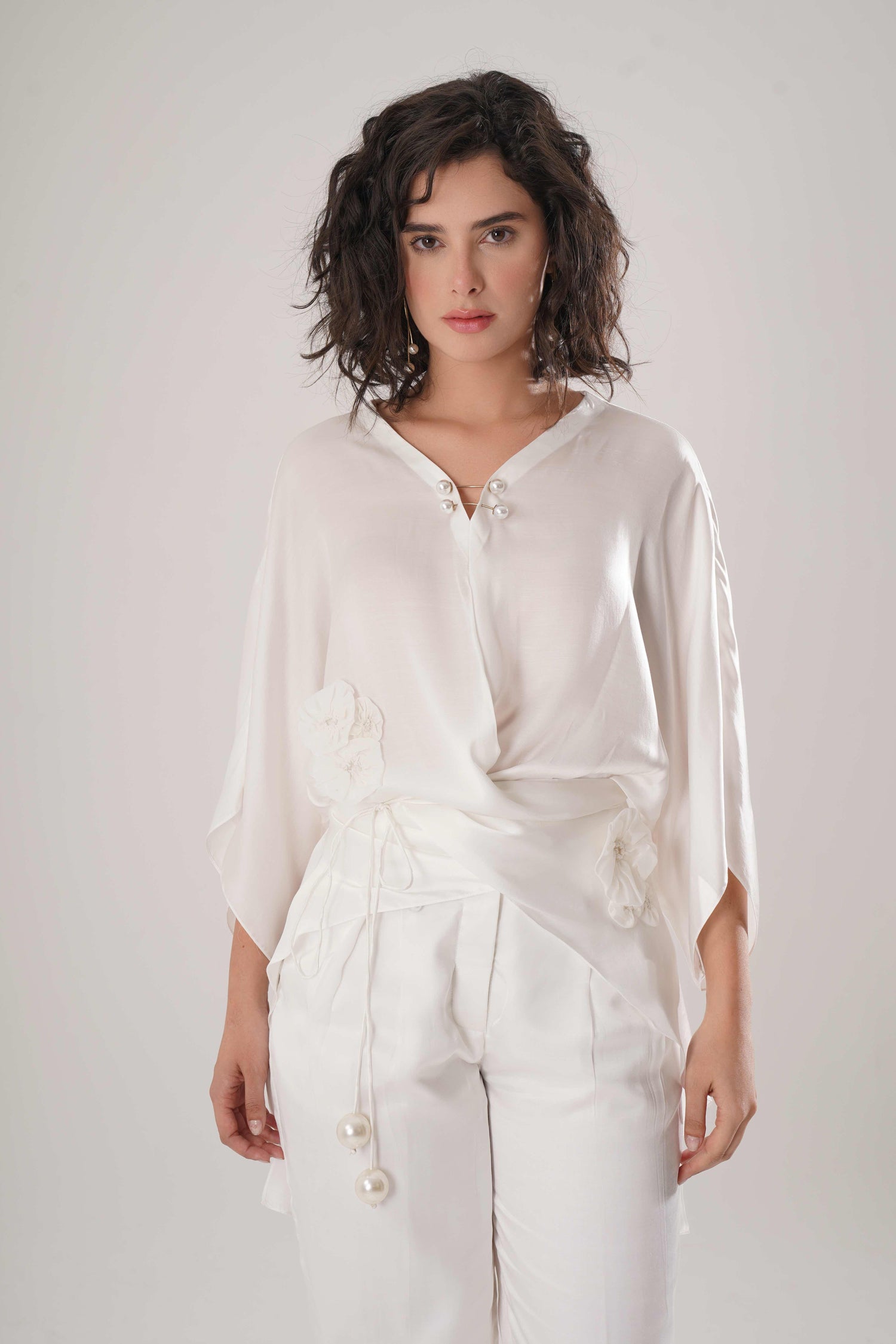 ATBW - FLOW White Kaftan Tie Up Set